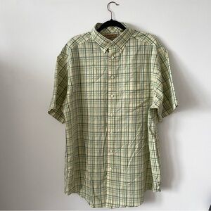 Roundtree & Yorke Checkered Button Down Shirt